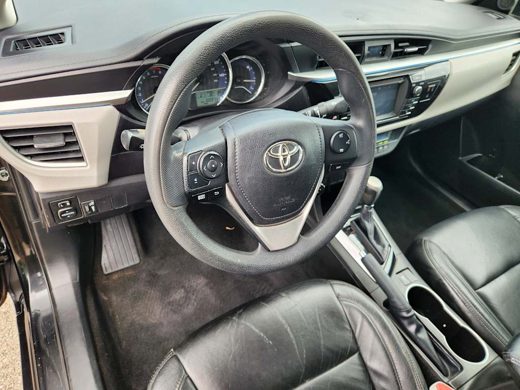 Thumbnail: 2016 Toyota Corolla - 2