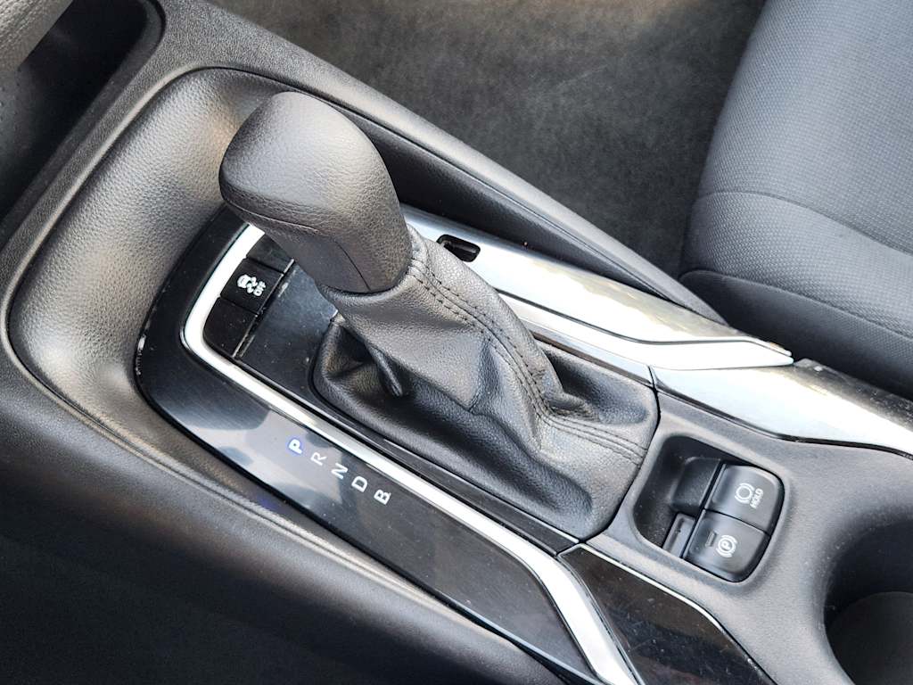 Thumbnail: 2021 Toyota Corolla - 24