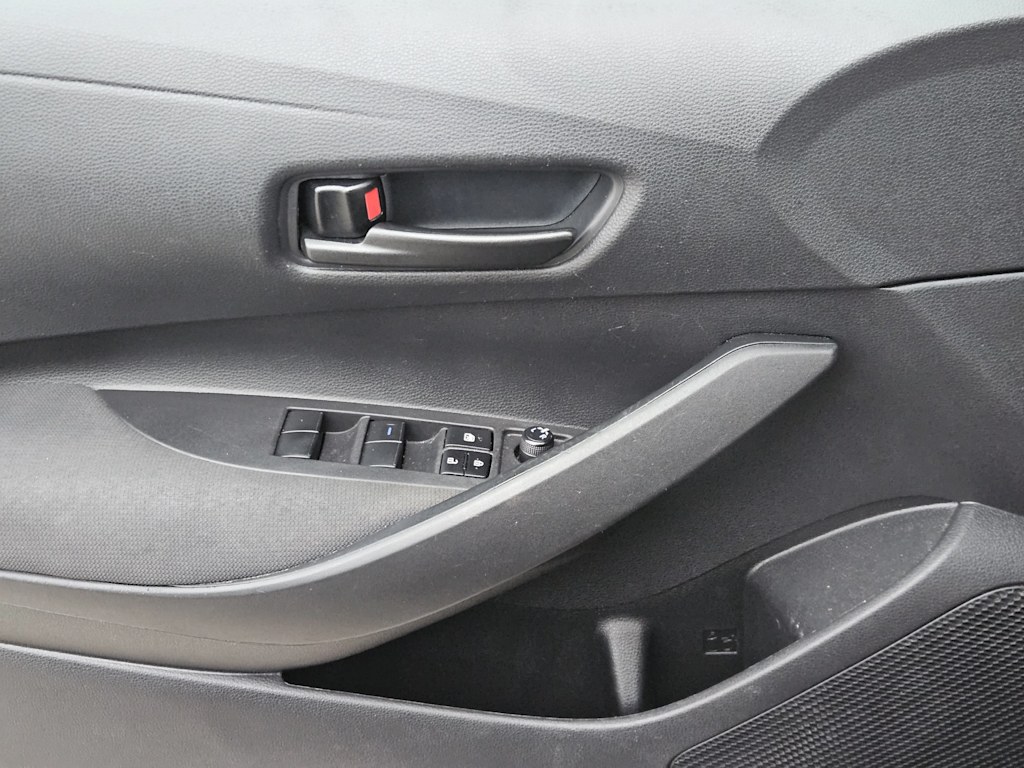 Thumbnail: 2022 Toyota Corolla - 28