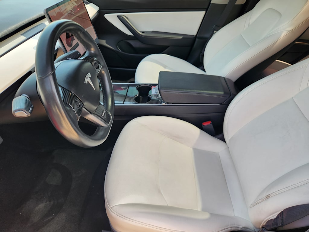 Thumbnail: 2018 Tesla Model 3 - 8