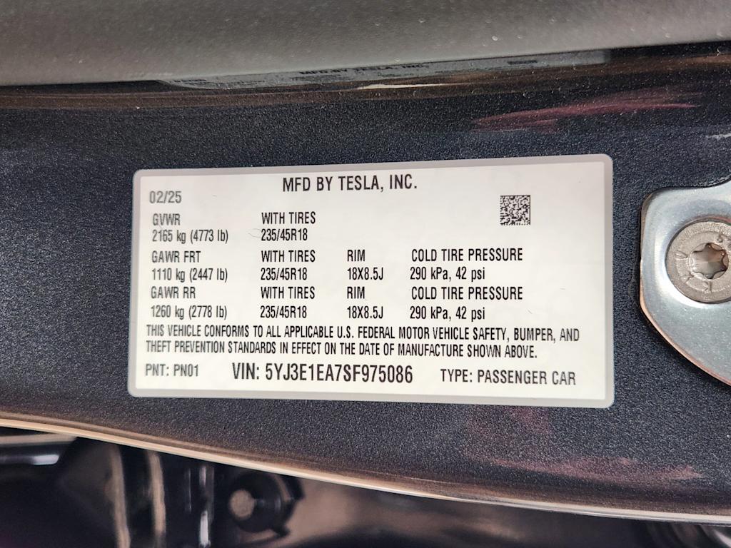 Thumbnail: 2025 Tesla Model 3 - 31