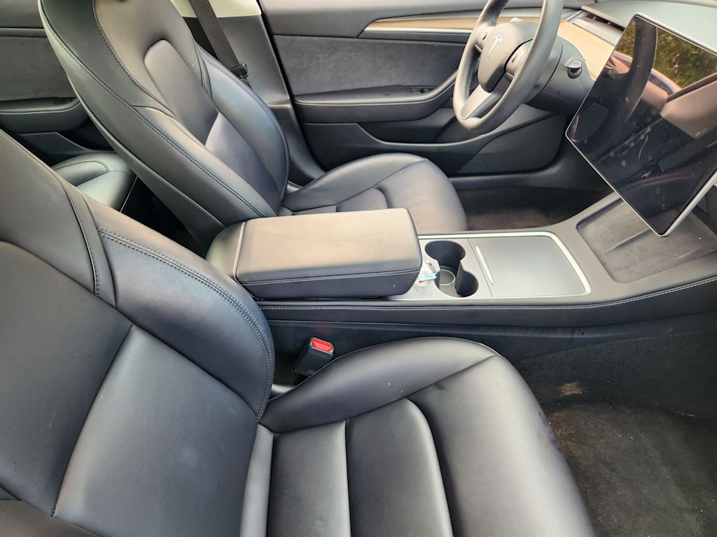 Thumbnail: 2023 Tesla Model 3 - 9