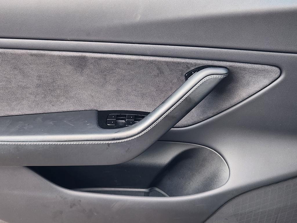 Thumbnail: 2019 Tesla Model 3 - 25