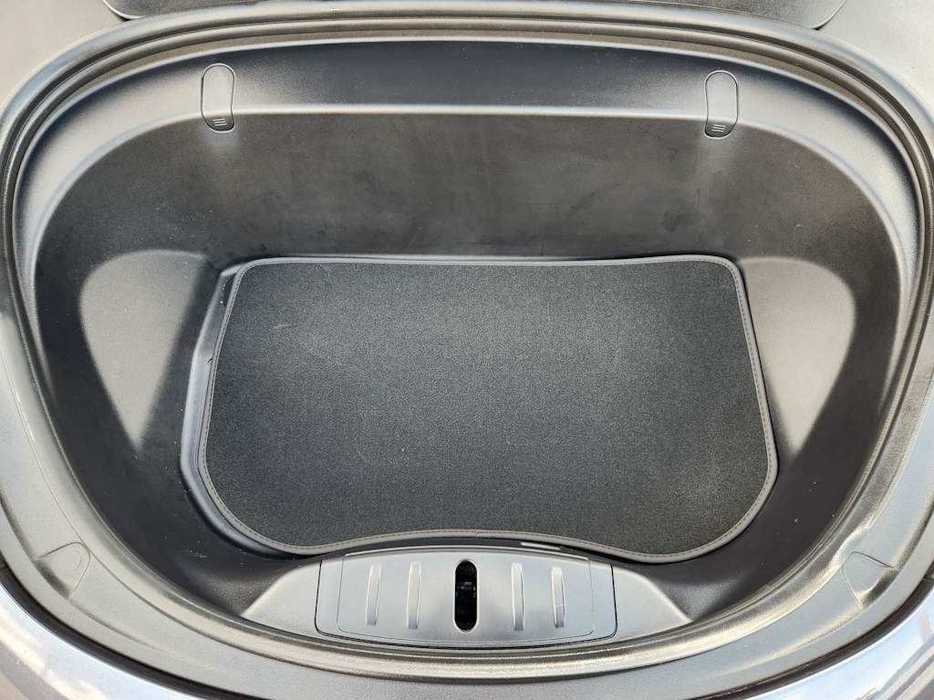 Thumbnail: 2019 Tesla Model 3 - 32