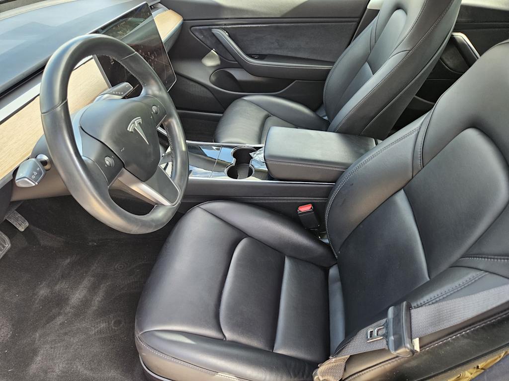 Thumbnail: 2018 Tesla Model 3 - 8