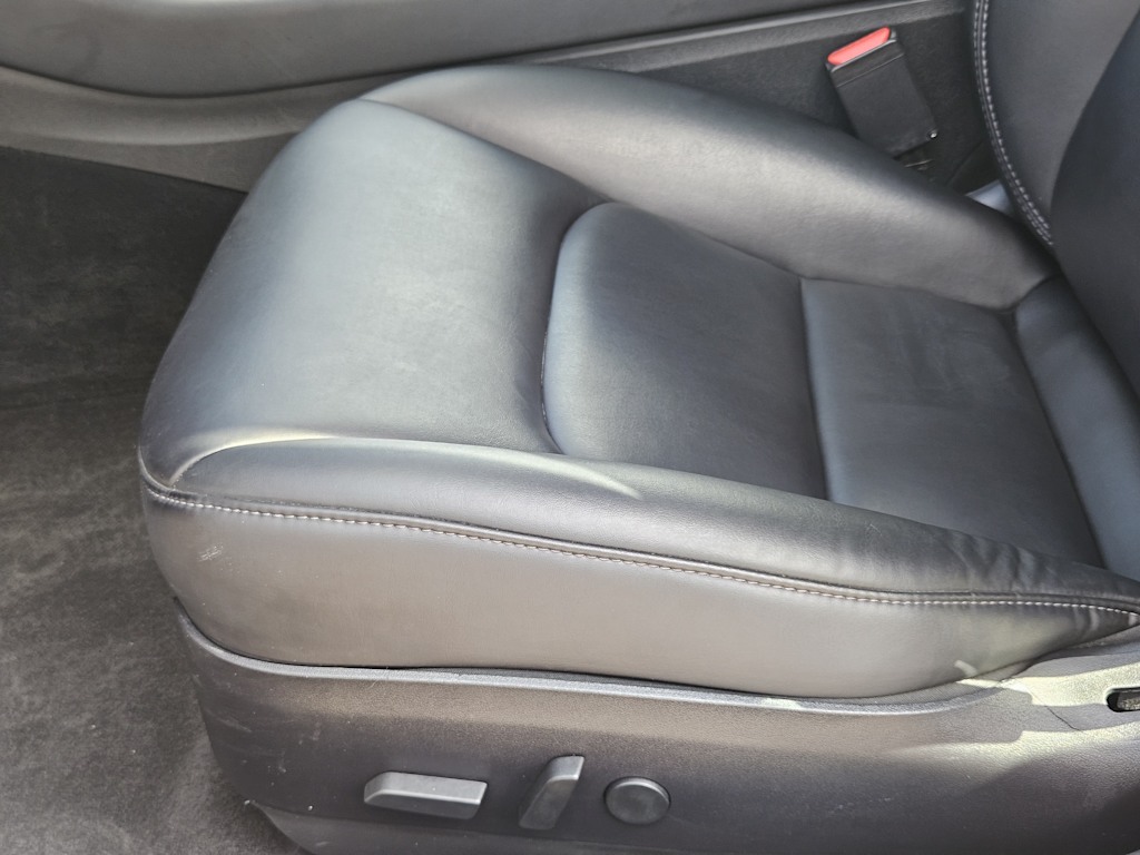 Thumbnail: 2018 Tesla Model 3 - 25
