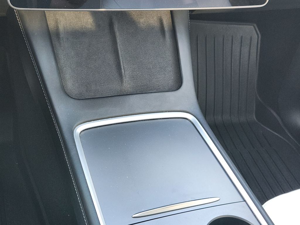 Thumbnail: 2021 Tesla Model Y - 24