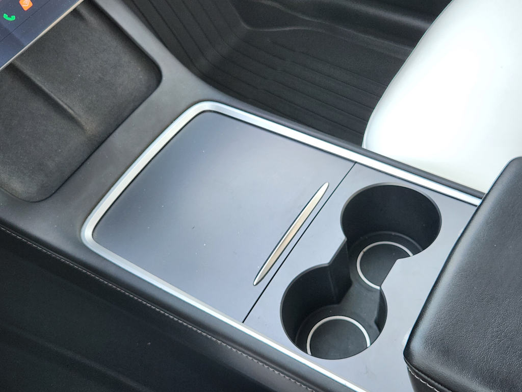 Thumbnail: 2021 Tesla Model Y - 25
