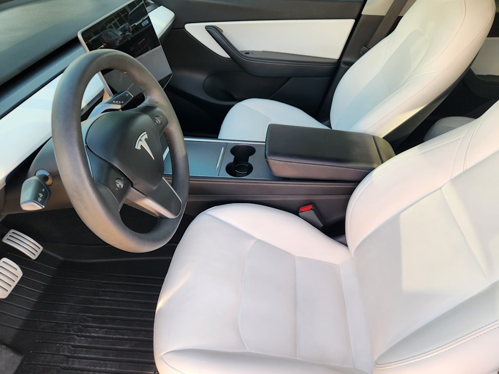 Thumbnail: 2021 Tesla Model Y - 8