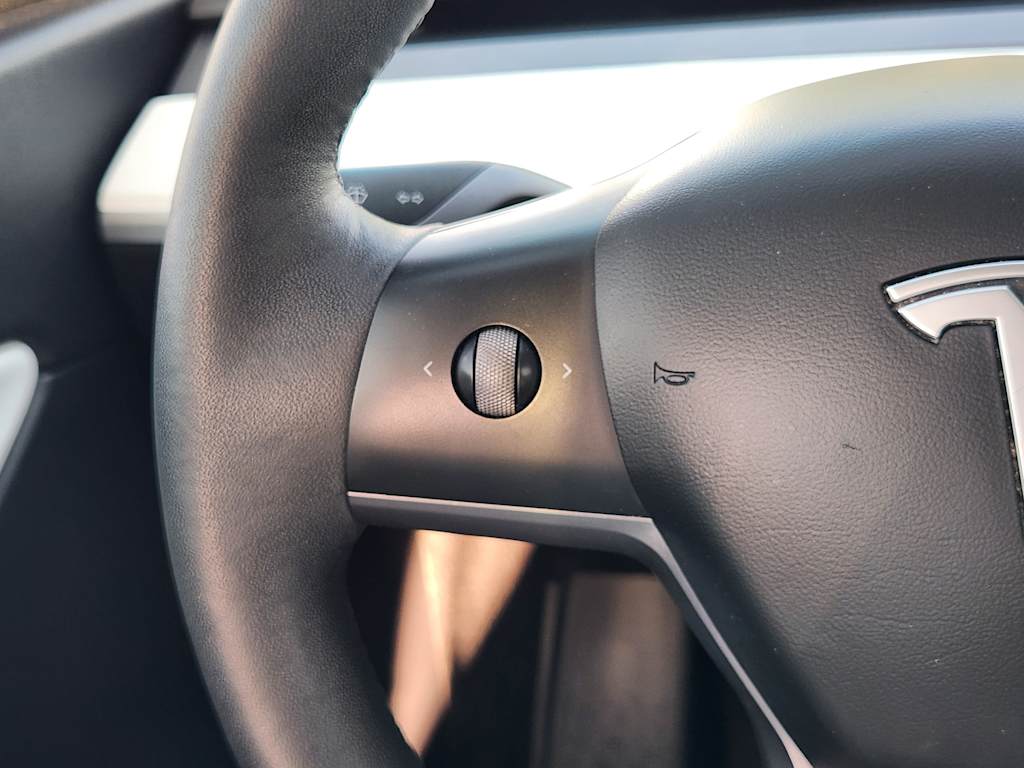 Thumbnail: 2021 Tesla Model Y - 30