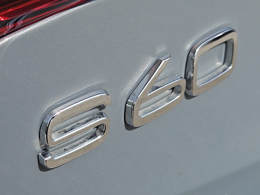 Thumbnail: 2023 Volvo S60 - 5