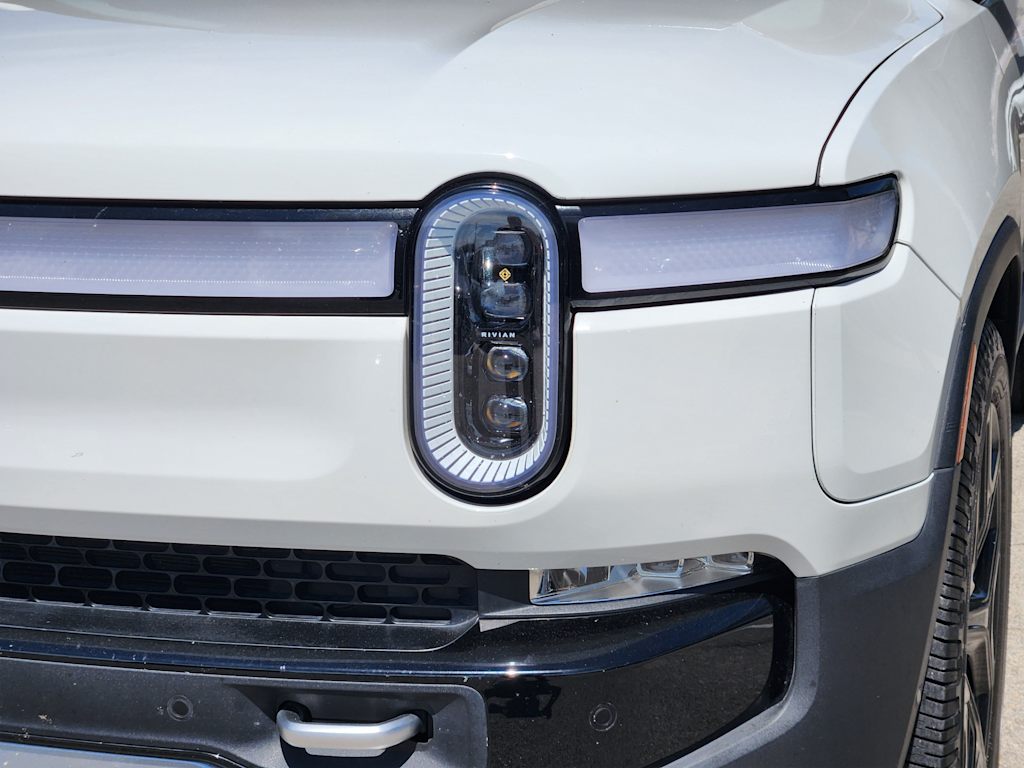 Thumbnail: 2023 Rivian R1S - 5