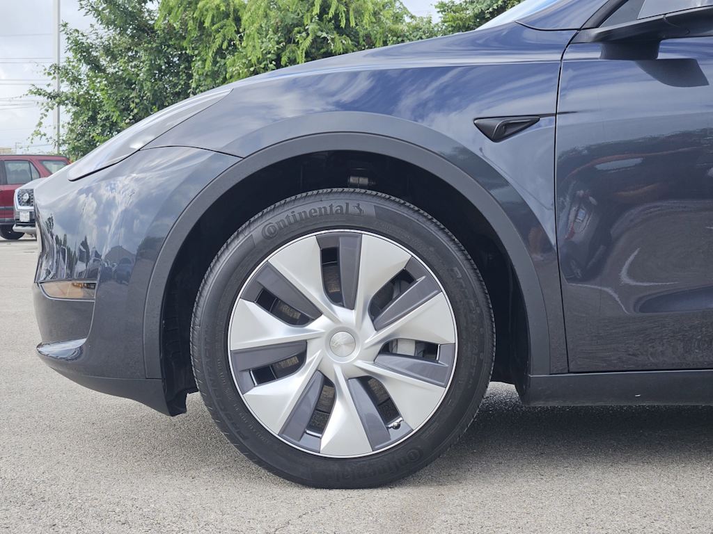 Thumbnail: 2024 Tesla Model Y - 7