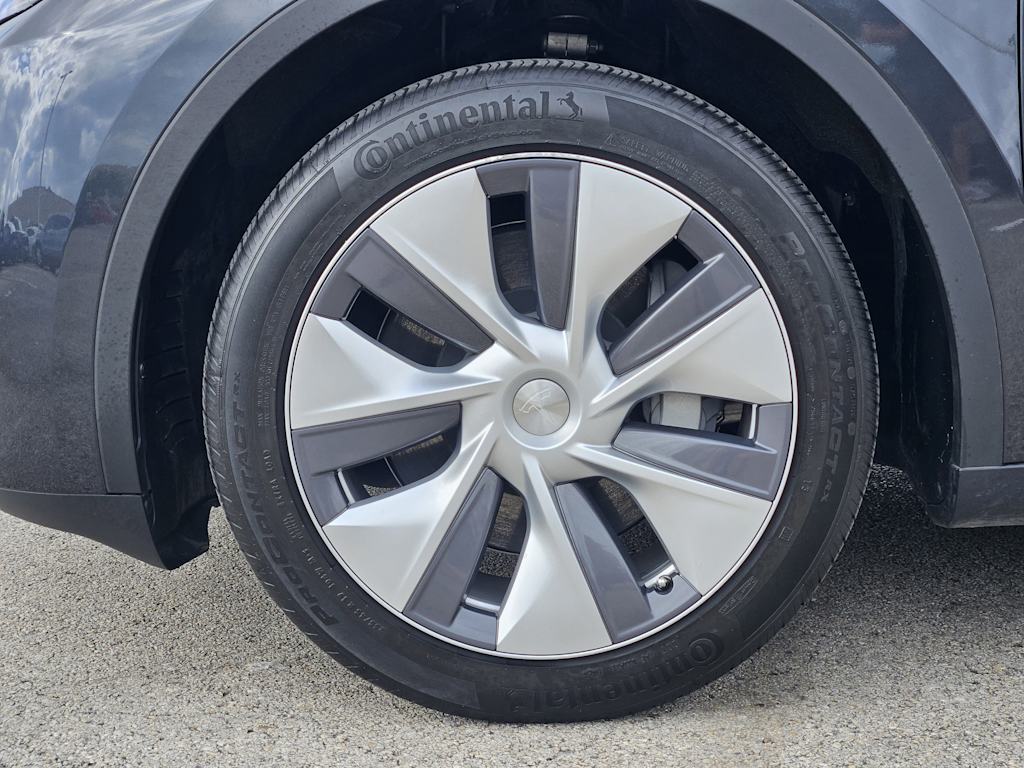 Thumbnail: 2024 Tesla Model Y - 20