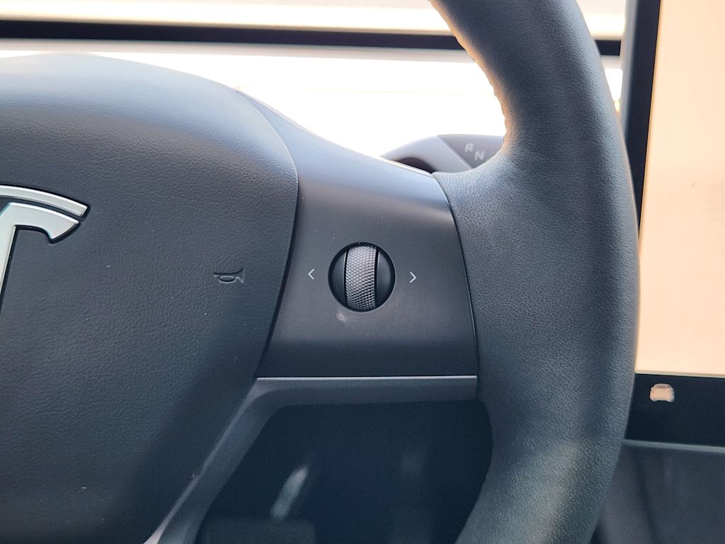 Thumbnail: 2022 Tesla Model Y - 30