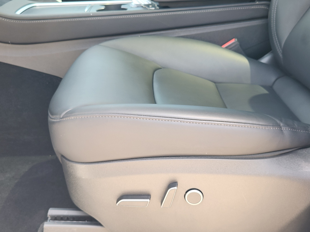 Thumbnail: 2022 Tesla Model Y - 28