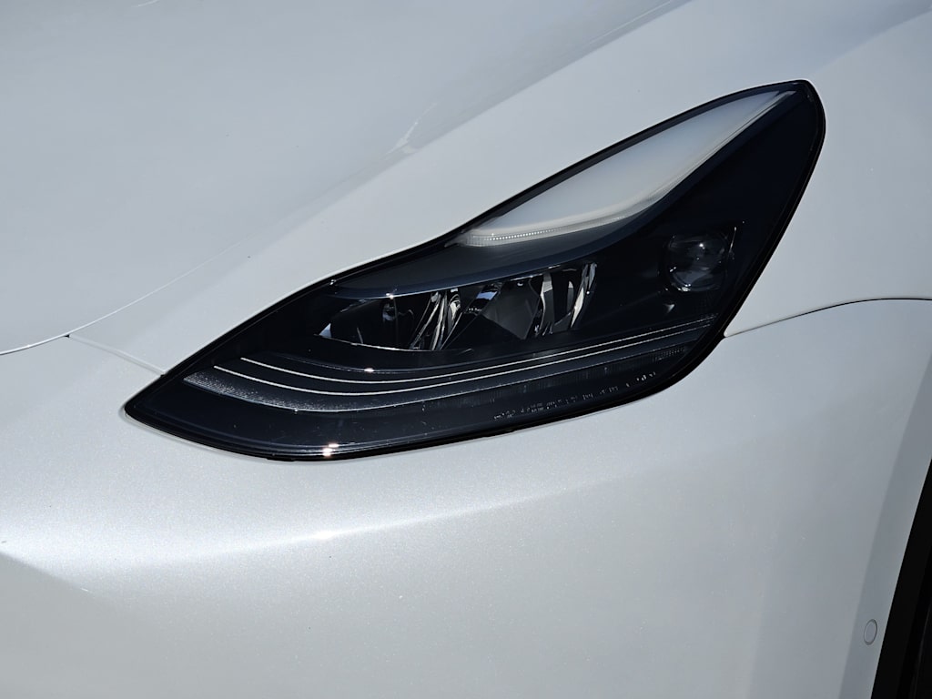 Thumbnail: 2022 Tesla Model Y - 19