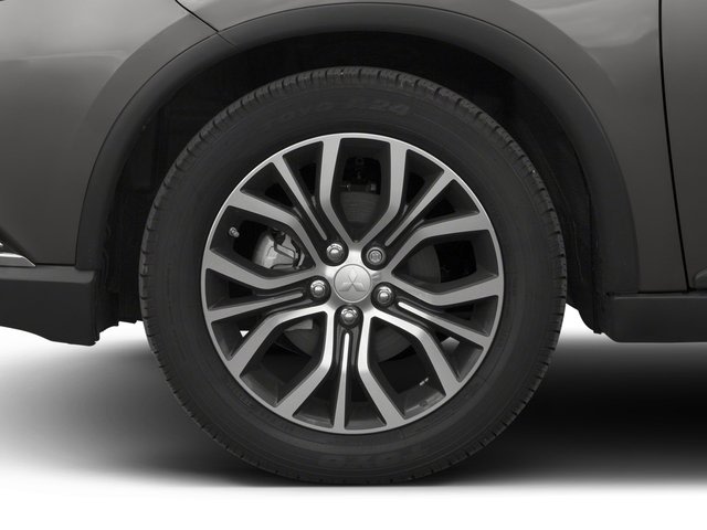 Thumbnail: 2016 Mitsubishi Outlander - 6