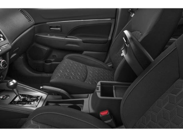 Thumbnail: 2021 Mitsubishi Outlander Sport - 8