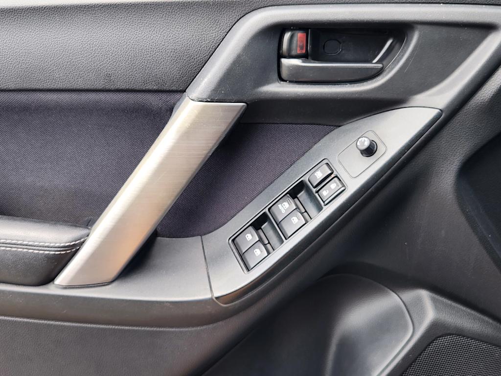 Thumbnail: 2016 Subaru Forester - 29