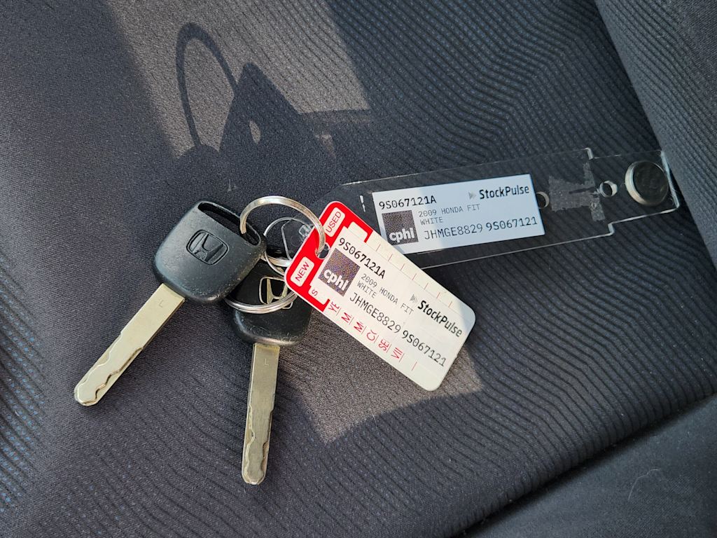 Thumbnail: 2009 Honda Fit - 17