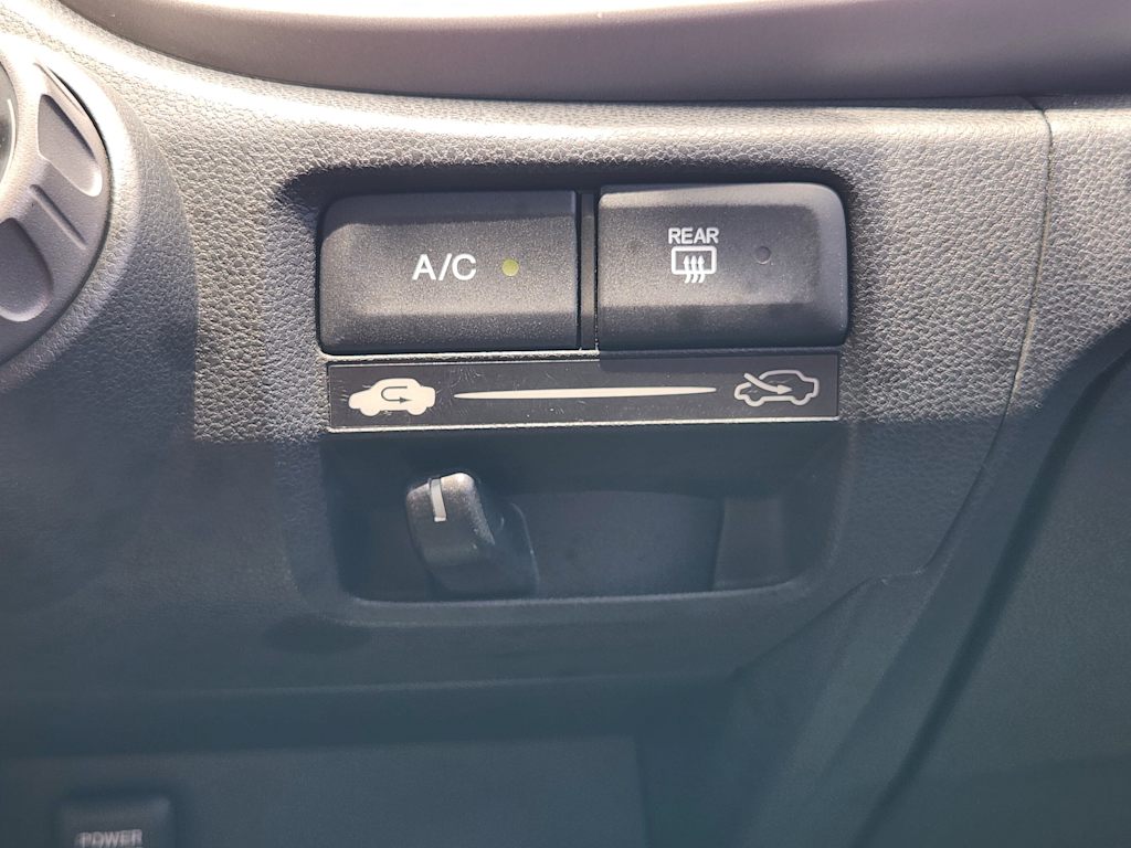 Thumbnail: 2011 Honda Fit - 25