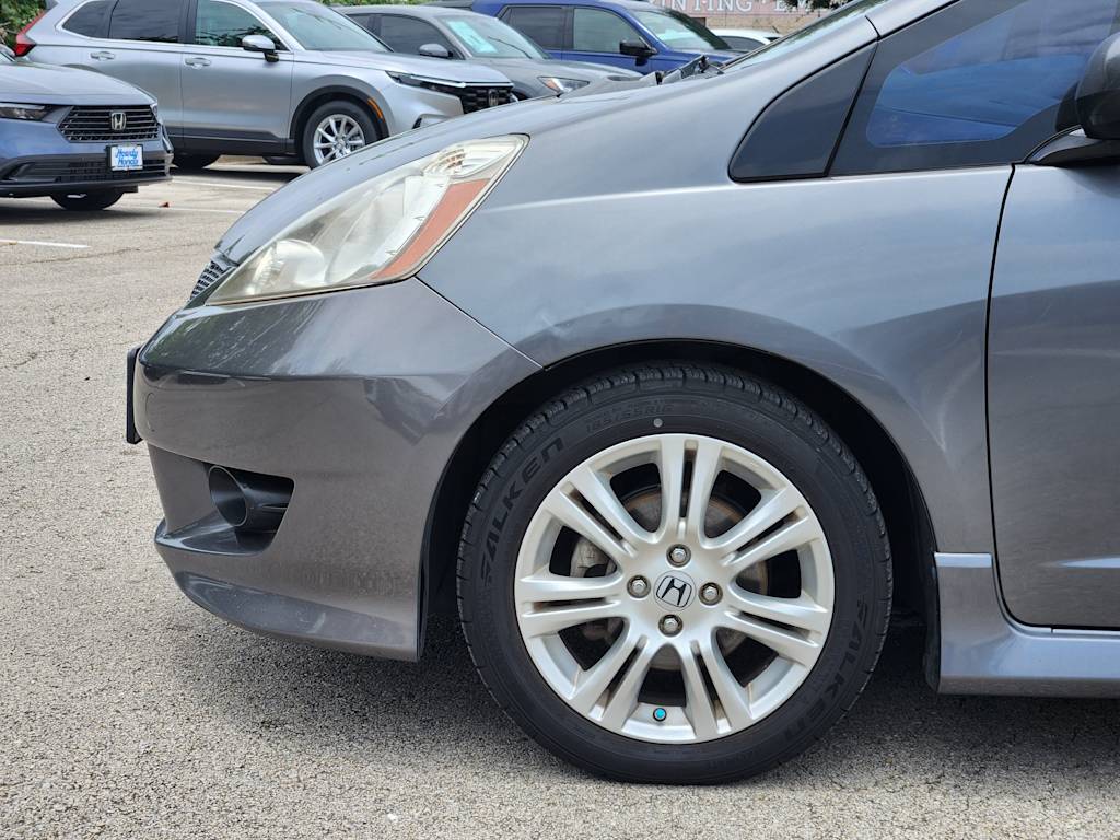 Thumbnail: 2011 Honda Fit - 6