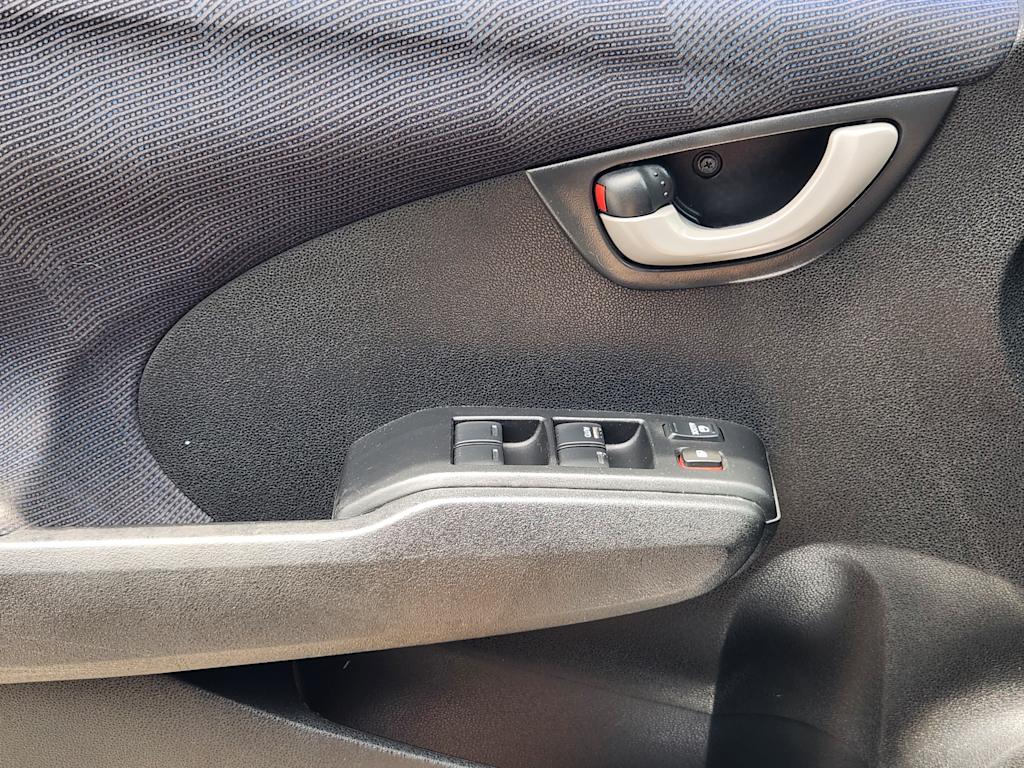 Thumbnail: 2011 Honda Fit - 28