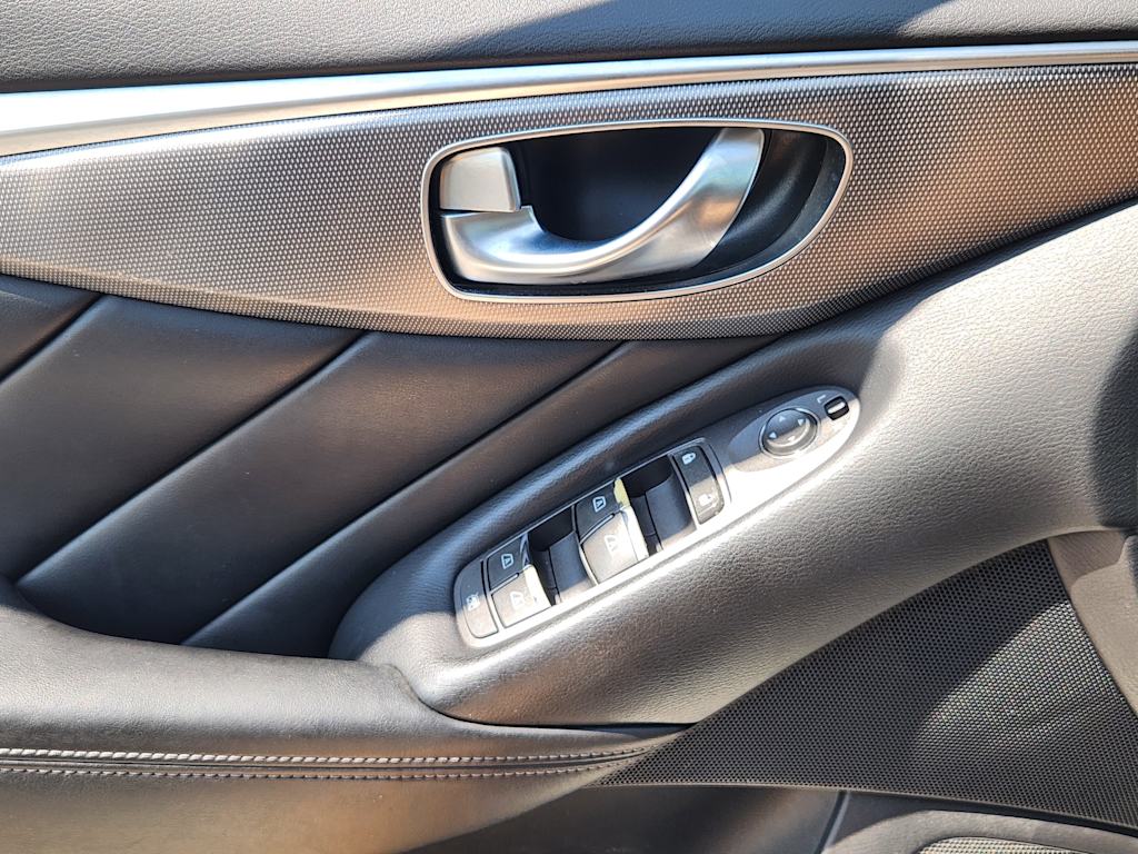 Thumbnail: 2014 INFINITI Q50 - 27