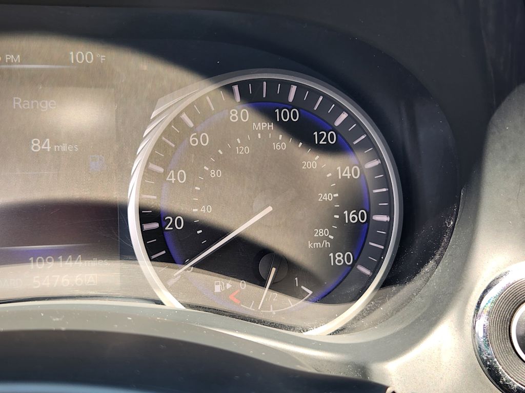Thumbnail: 2014 INFINITI Q50 - 22
