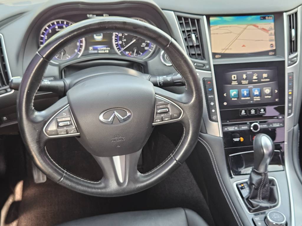 Thumbnail: 2017 INFINITI Q50 - 12
