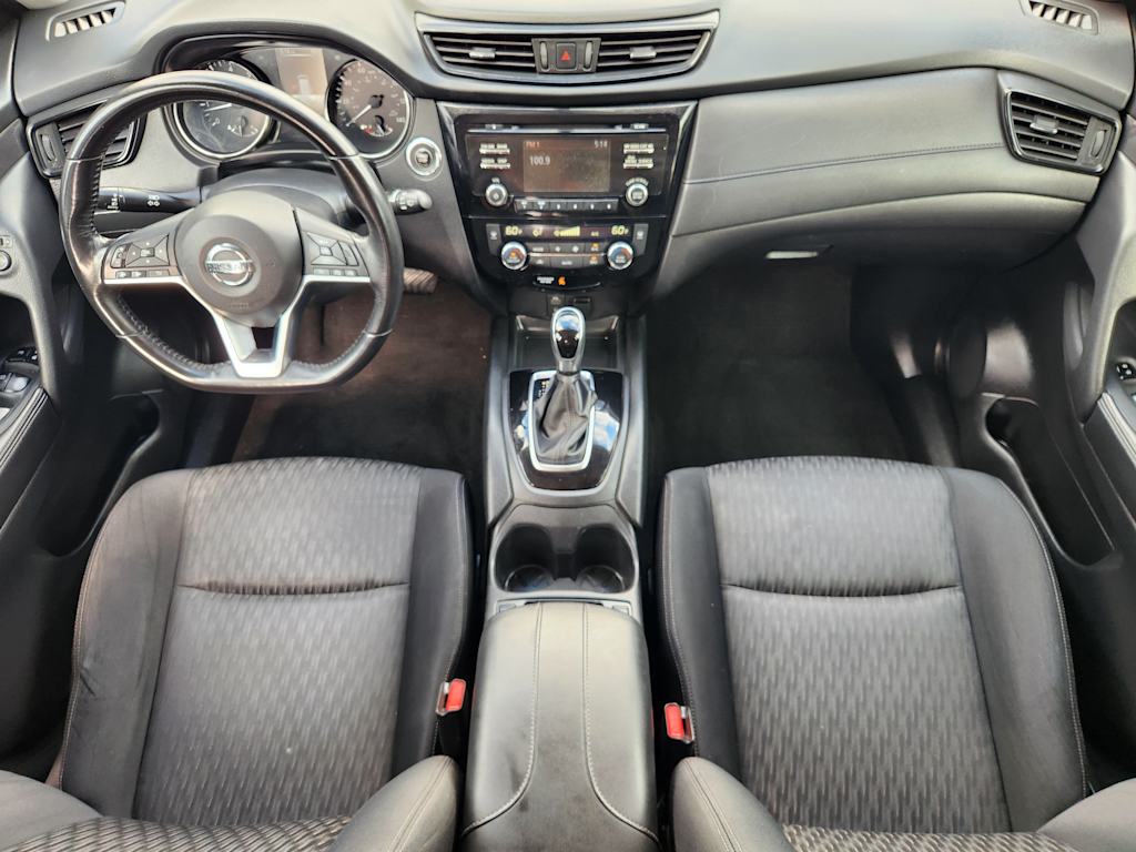 Thumbnail: 2017 Nissan Rogue - 8