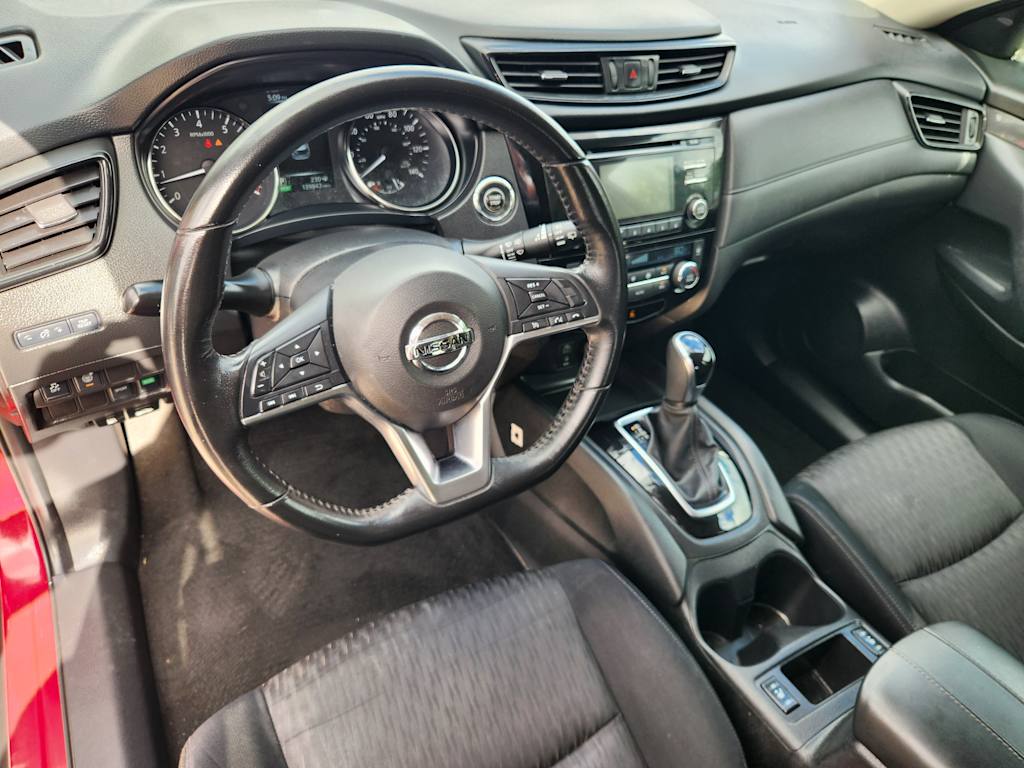 Thumbnail: 2017 Nissan Rogue - 2