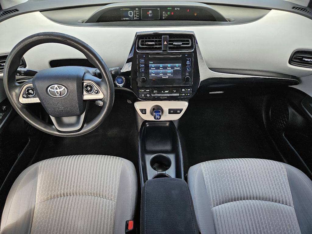 Thumbnail: 2016 Toyota Prius - 8