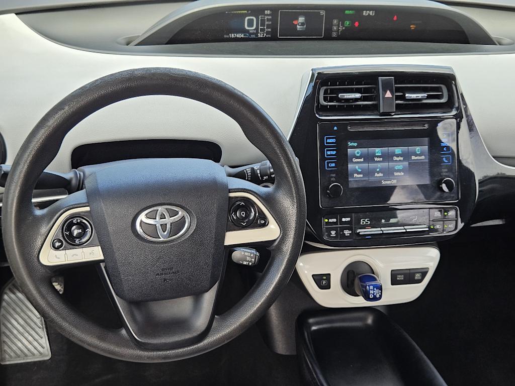 Thumbnail: 2016 Toyota Prius - 12