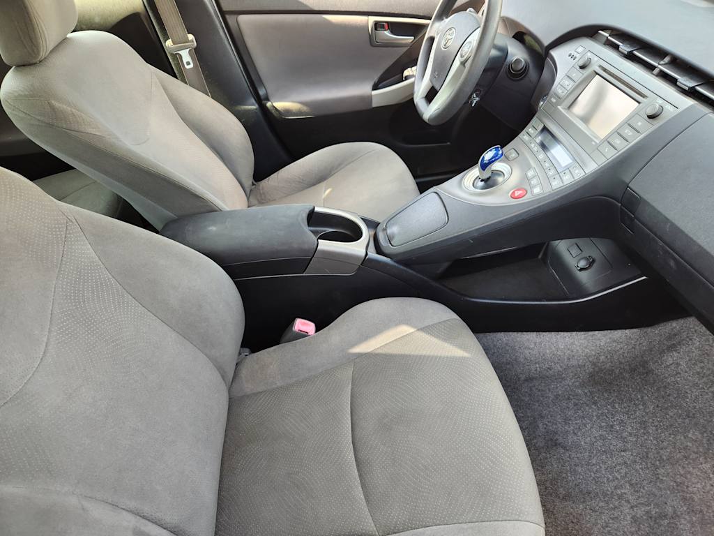 Thumbnail: 2012 Toyota Prius - 9