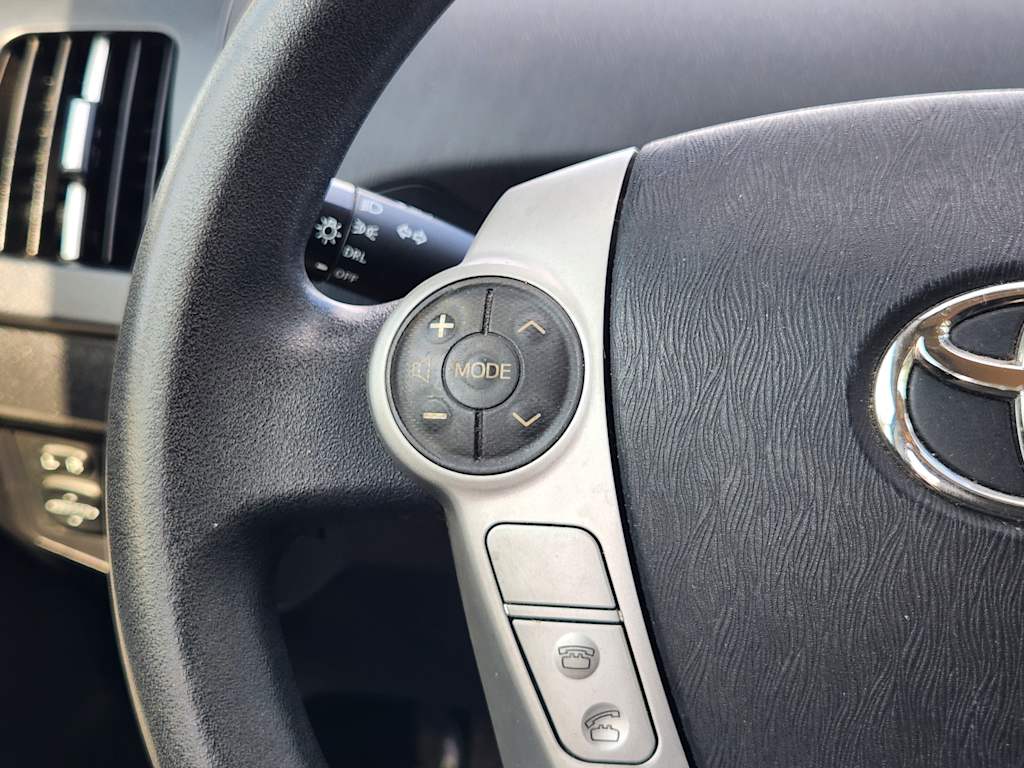 Thumbnail: 2012 Toyota Prius - 29