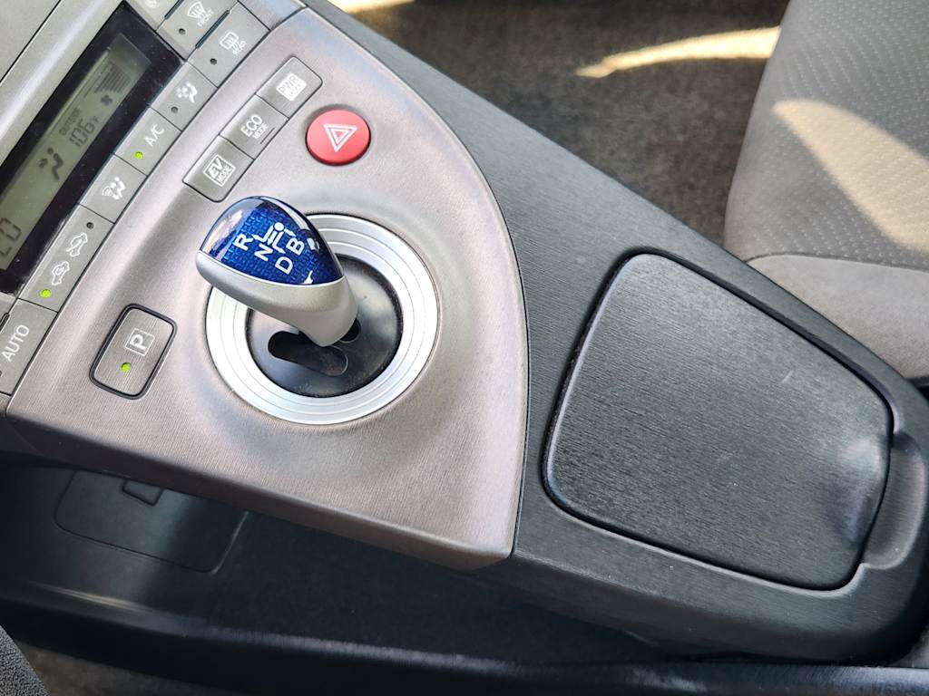 Thumbnail: 2012 Toyota Prius - 13