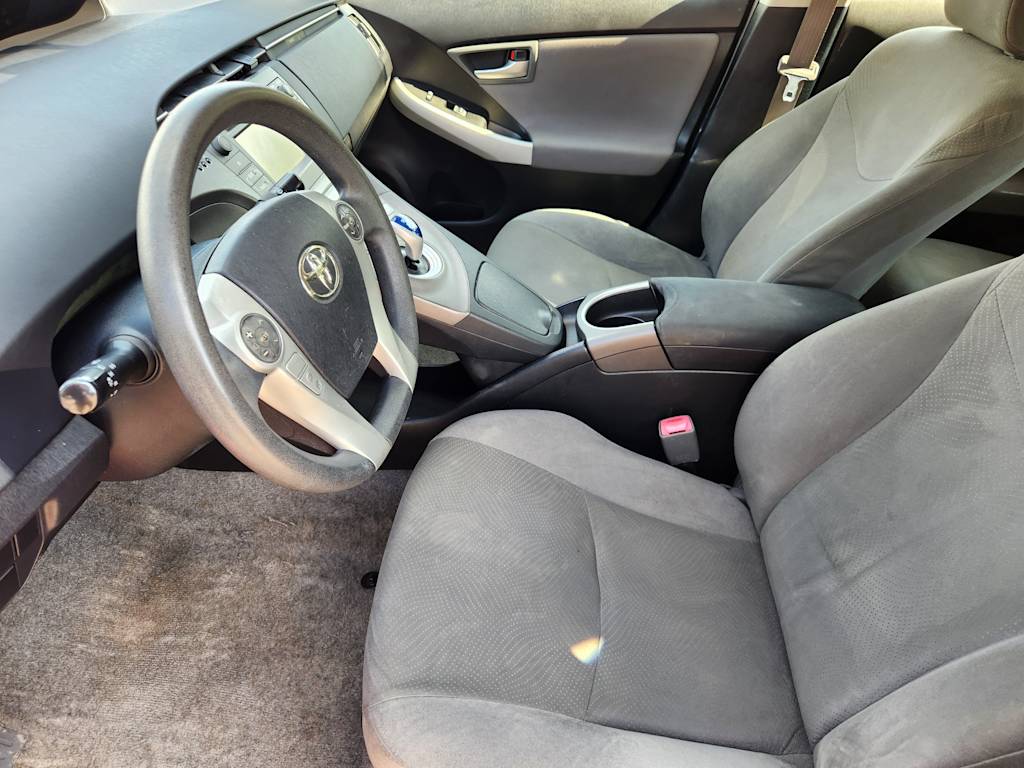 Thumbnail: 2012 Toyota Prius - 8