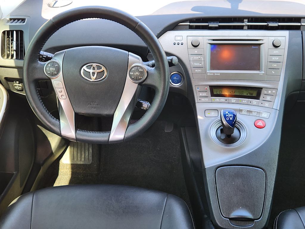 Thumbnail: 2015 Toyota Prius - 11