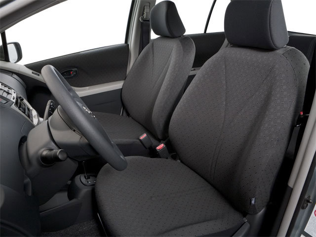 Thumbnail: 2010 Toyota Yaris - 9