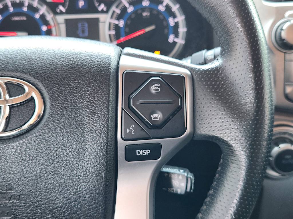 Thumbnail: 2015 Toyota 4Runner - 31