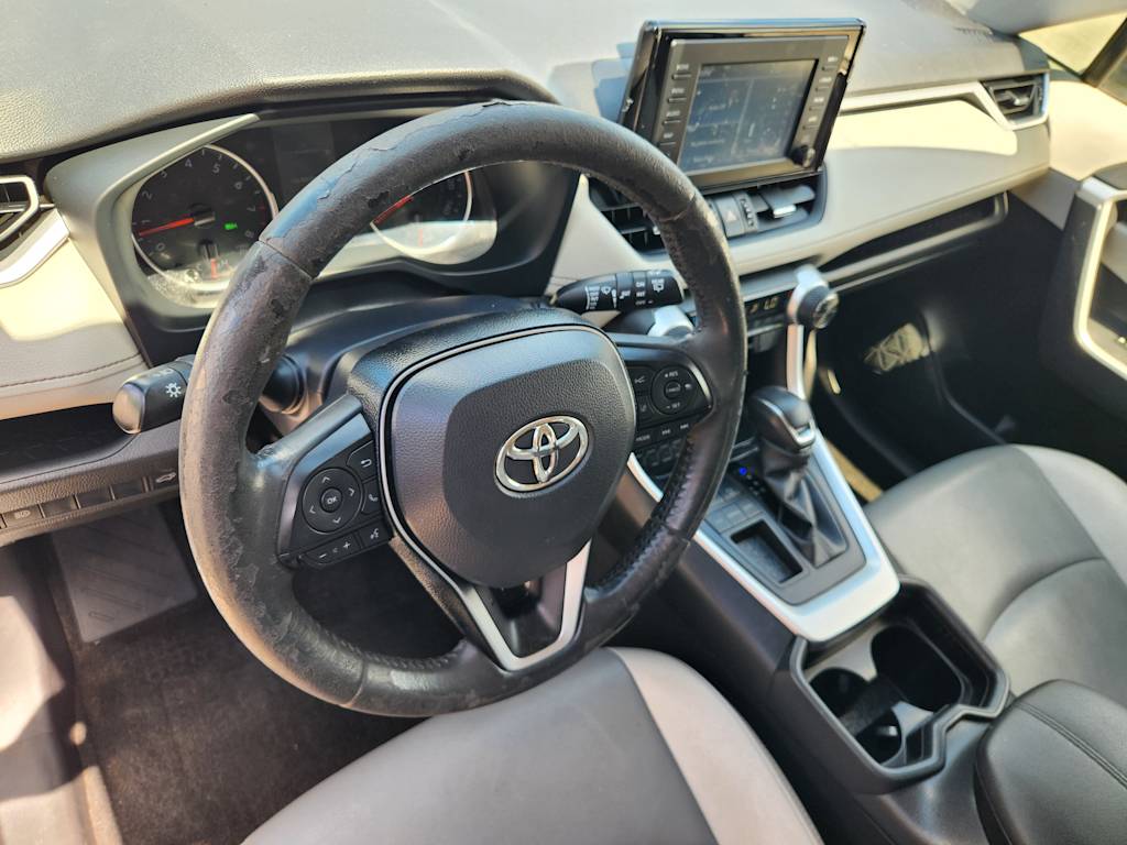 Thumbnail: 2019 Toyota RAV4 - 2