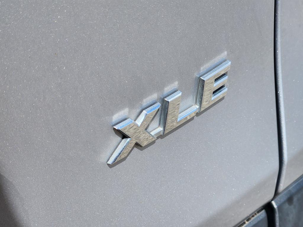 Thumbnail: 2019 Toyota RAV4 - 5