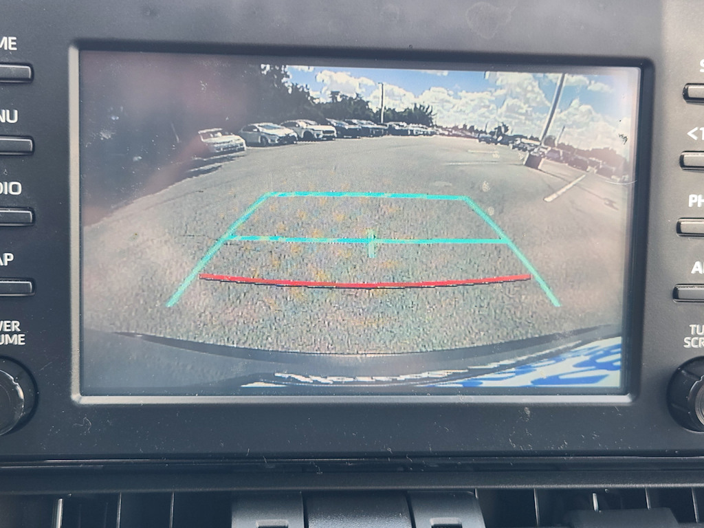 Thumbnail: 2019 Toyota RAV4 - 24