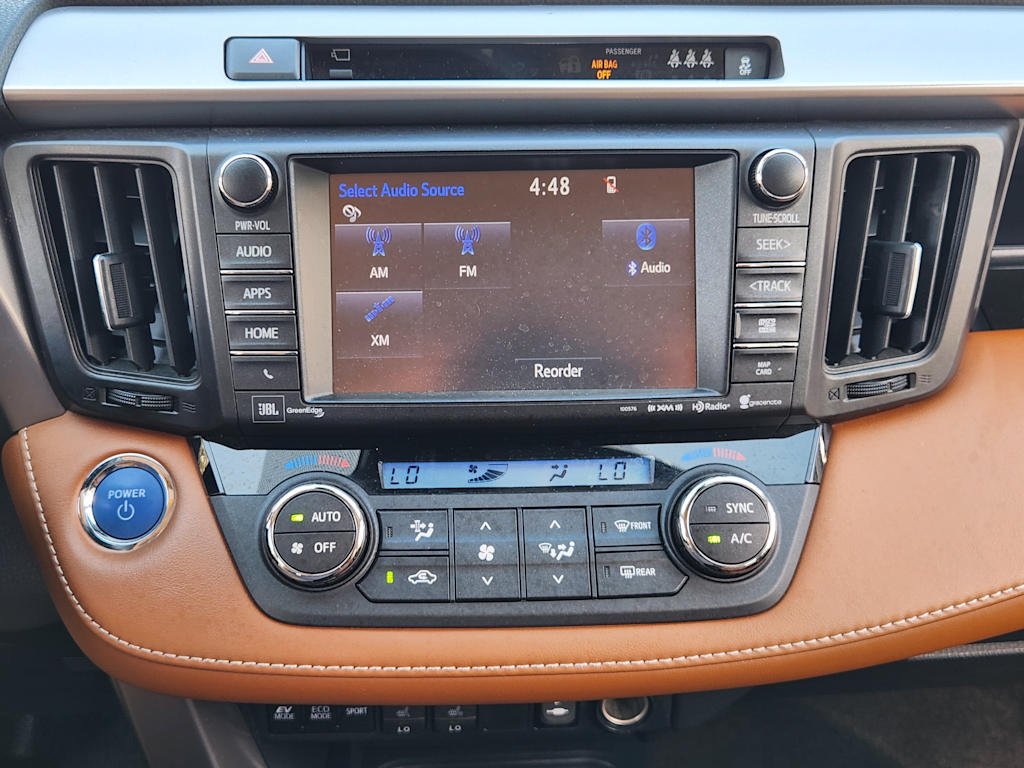 Thumbnail: 2018 Toyota RAV4 - 11