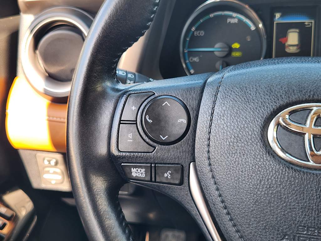Thumbnail: 2018 Toyota RAV4 - 30