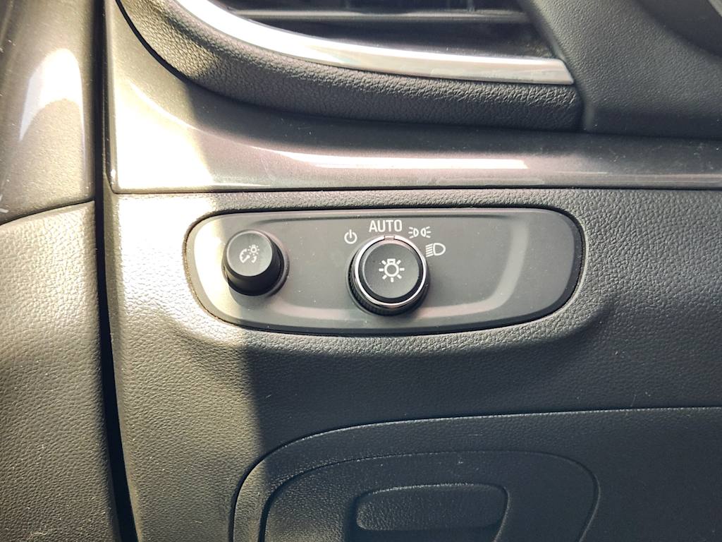 Thumbnail: 2019 Buick Encore - 28