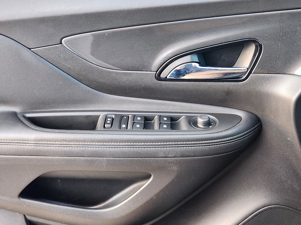 Thumbnail: 2017 Buick Encore - 27