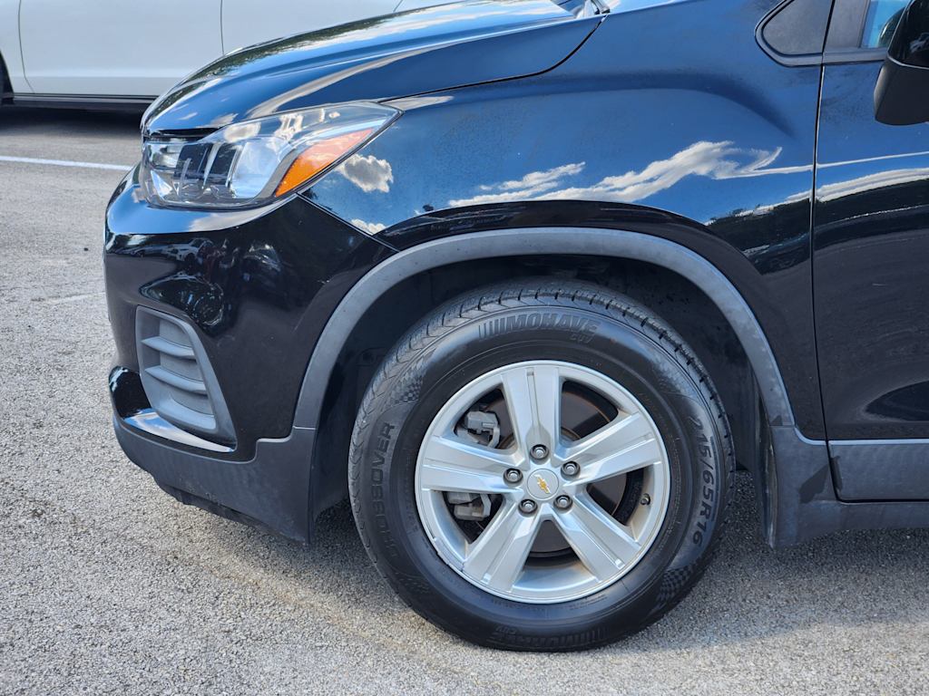 Thumbnail: 2021 Chevrolet Trax - 6